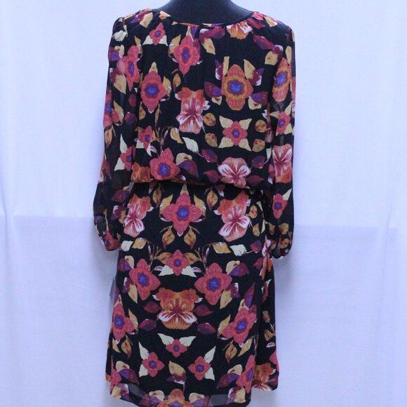 NWT Signature Studio Floral Dress - Picture 8 of 12